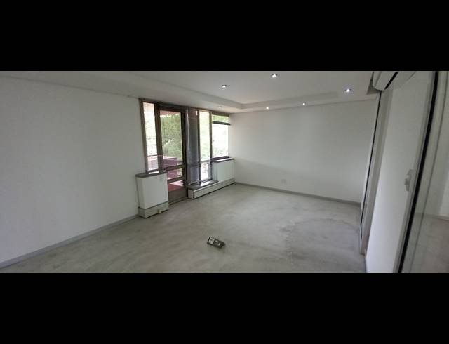 313M² OFFICE TO LET IN WOODMEAD